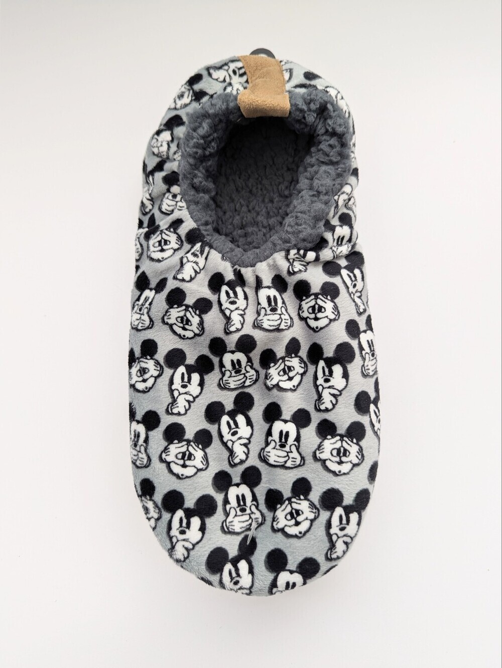NWT Disney Mickey Mouse Men's (Shoe Size 10-12) Cozy Fuzzy Babba Slipper Socks